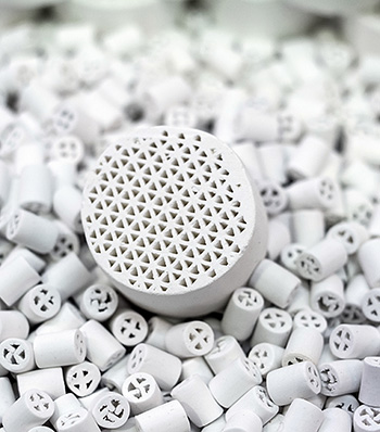 Composite membrane for filtration applications